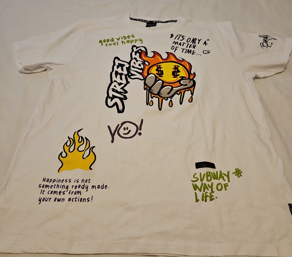 Street Vibes White T-Shirt